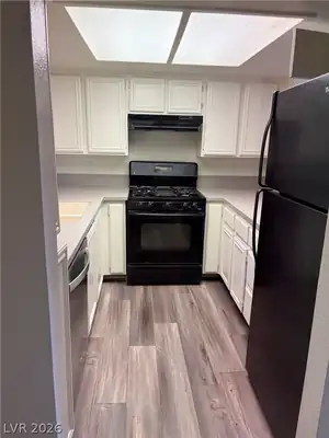 1901 Rio Canyon Court 202, Las Vegas, NV 89128 Kitchen