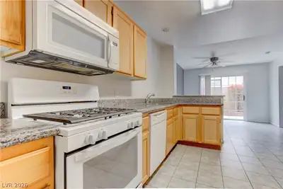 690 Ambling Gait Avenue Kitchen
