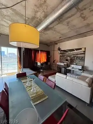 900 Las Vegas Boulevard 810 Dining Area