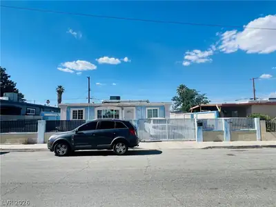 3708 Waikiki Avenue Las Vegas, NV 89104