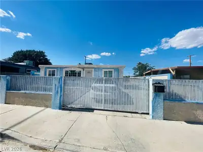 3708 Waikiki Avenue, Las Vegas, NV 89104 Front of Structure