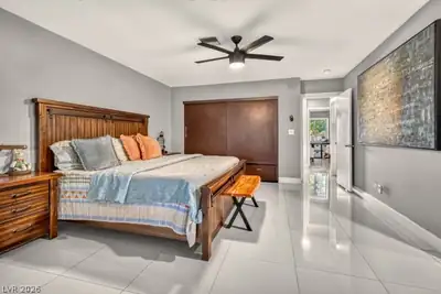 2295 North Gateway Road Bedroom