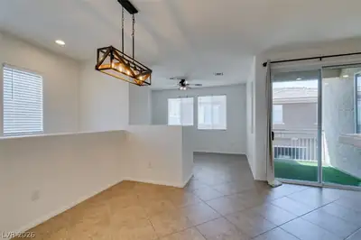 10200 Deerfield Beach Avenue 203 Dining Area