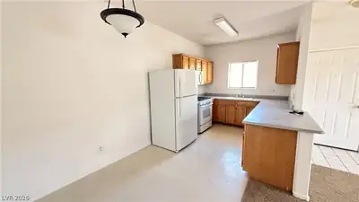 5655 East Sahara Avenue 2046 Kitchen