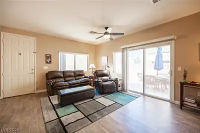 6313 Sandy Ridge Street 101 Living Room