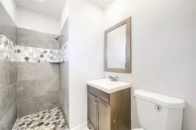 2024 Collins Avenue Primary Bathroom