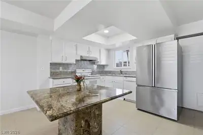 1541 Saylor Way, Las Vegas, NV 89108 Kitchen