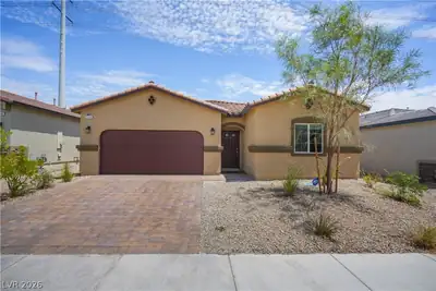 7134 Liberty Landing Street, Las Vegas, NV 89166 Front of Structure