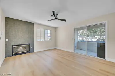 2725 South Nellis Boulevard 1077 Living Room