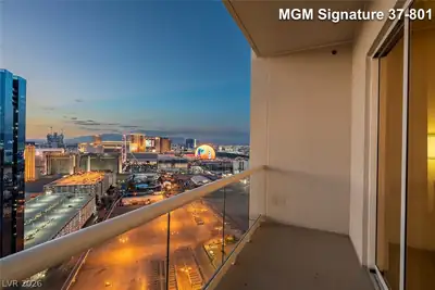 125 East Harmon Avenue 3701&3703 Las Vegas, NV 89109