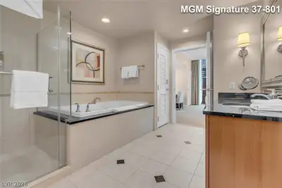 125 East Harmon Avenue 3701&3703 Primary Bathroom