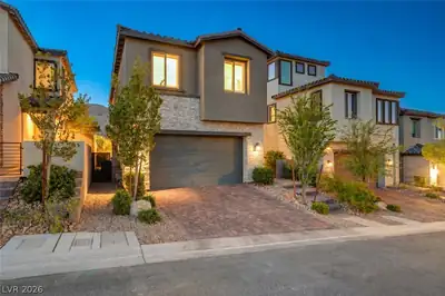 11532 Desert Hollow Avenue, Las Vegas