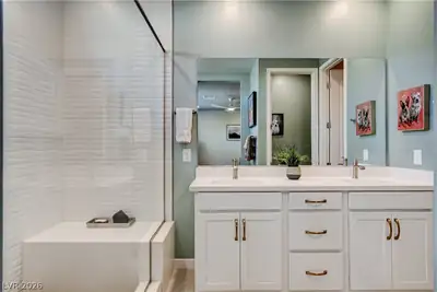 11532 Desert Hollow Avenue, Las Vegas, NV 89138 Primary Bathroom