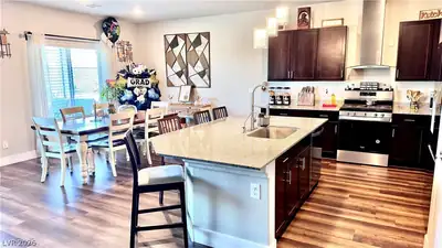 4524 Pointleaf Street, North Las Vegas, NV 89032 Kitchen