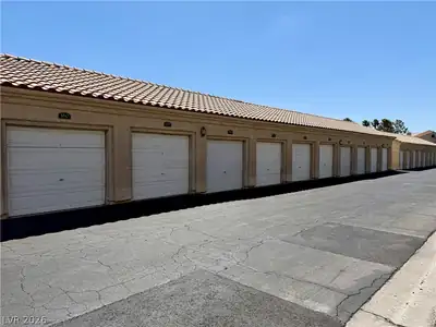 2251 Wigwam Parkway 515 Garage