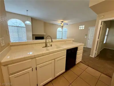 2251 Wigwam Parkway 515 Kitchen