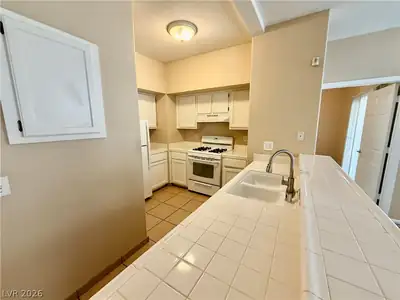 2251 Wigwam Parkway 515 Kitchen