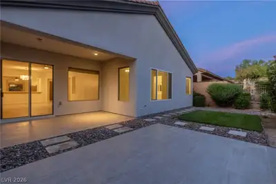 29 Gladewater Patio