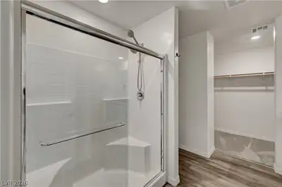 4116 Gold Desert Street, North Las Vegas, NV 89032 Primary Bathroom