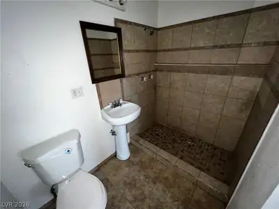 3720 Royal Crest st Street 14 Bathroom