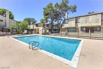 5045 Spencer Street B Pool