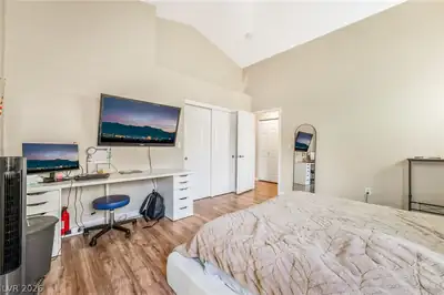 9530 Ruperts Court Bedroom
