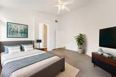 9791 Hickory Crest Court Bedroom