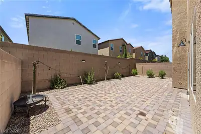8943 Pelican Point Street Patio