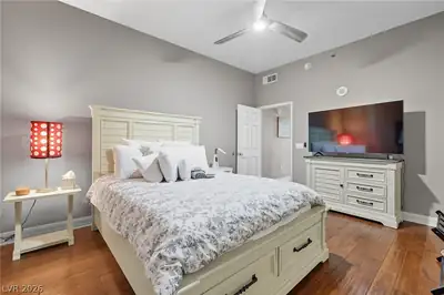150 LAS VEGAS BLVD N 1114, Las Vegas, NV 89101 Bedroom