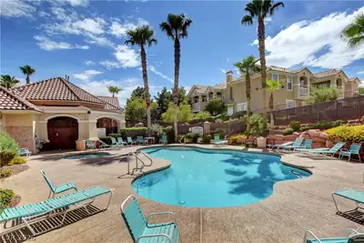 5855 Valley Drive 2028 Pool