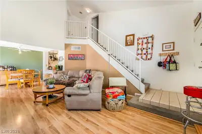 9695 Blue Calico Drive Living Room