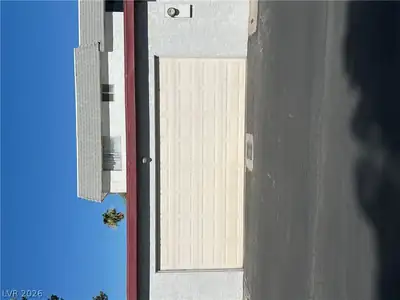 3116 South Pecos Road, Las Vegas, NV 89121 Garage