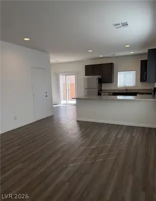 8074 Kings Guard Street, Las Vegas, NV 89139 Kitchen