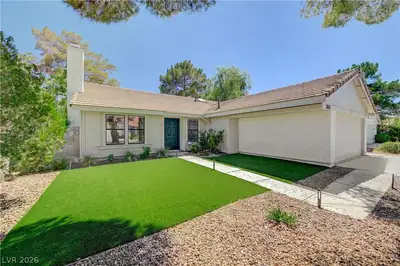 3131 White Rose Way, Henderson, NV 89014 Front of Structure