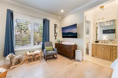 9302 Canyon Classic Drive Bedroom