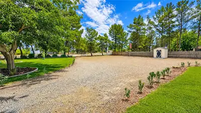6130 East Hawkins Way Yard