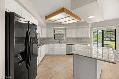 5301 Braemar Drive Kitchen