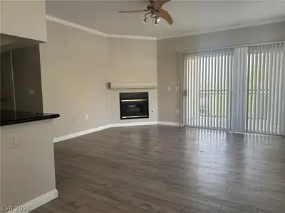 2900 Sunridge Heights Parkway 1227 Living Room