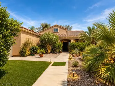 5916 Blush Avenue, Las Vegas, NV 89130 Front of Structure