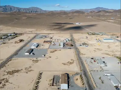 4861 West Dyer Road Aerial View