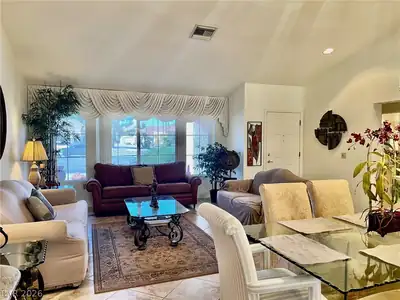2404 Floyd Court, Las Vegas, NV 89134 Living Room