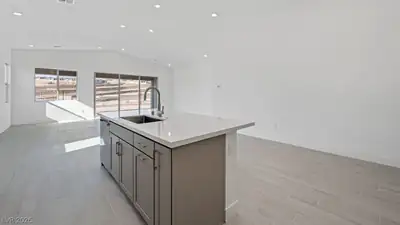 292 Museo Del Parco Drive Kitchen