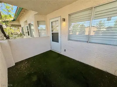 1400 Oak Rock Drive 201 Patio
