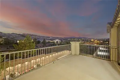 25 Via Corvina, Henderson, NV 89011 Patio
