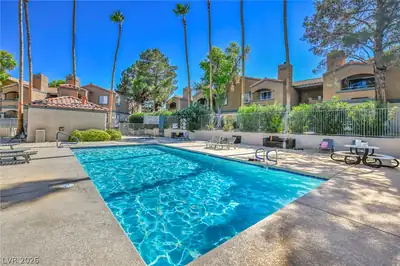 231 West Mission Newport Lane 208 Pool