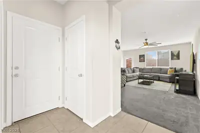1548 Olivia Parkway, Henderson, NV 89011 Living Room