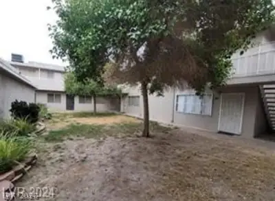 304 Orland Street 39 Yard
