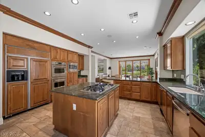 2393 Calico Creek Court, Las Vegas, NV 89135 Kitchen
