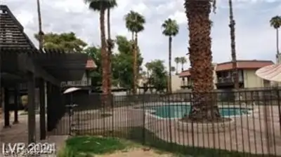 1405 Vegas Valley Drive 360 Pool