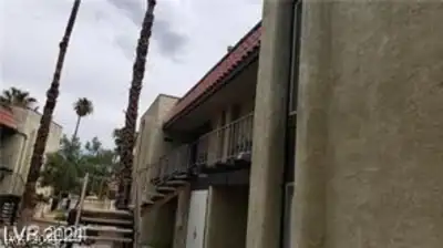 1405 Vegas Valley Drive 360 Front of Structure